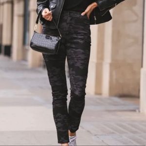 Levi’s 711 Skinny Grey Camouflage Jeans